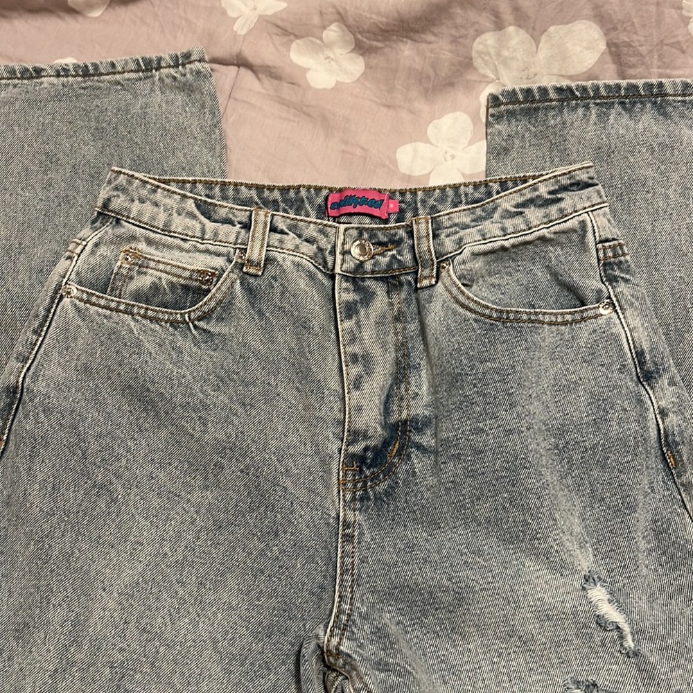 Edikted Wide or Die Ripped Jeans - Picture 4 of 9